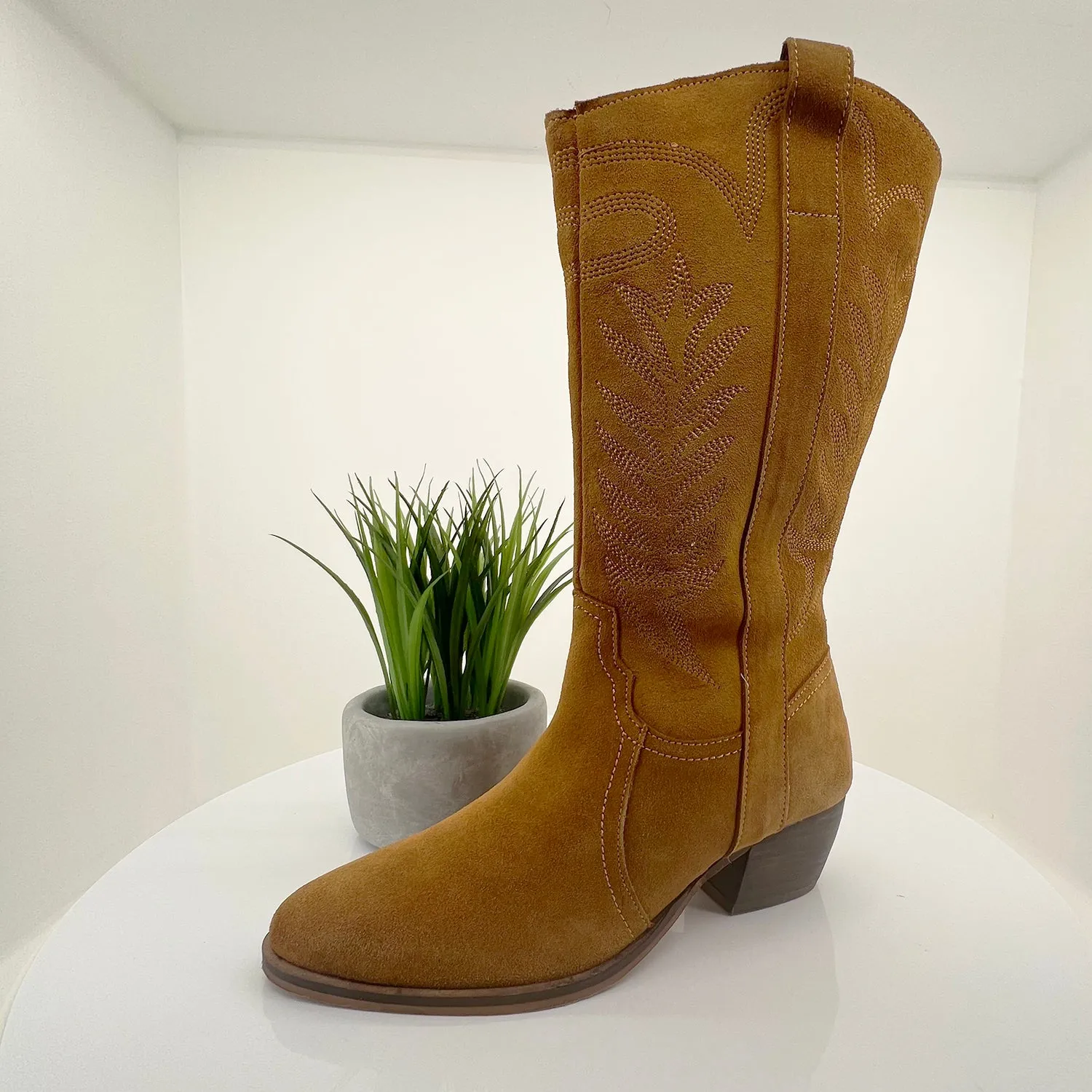 Tan Dakota Boots - HS1