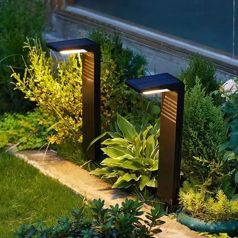 Tessa Bollard Solar Pathway Lights