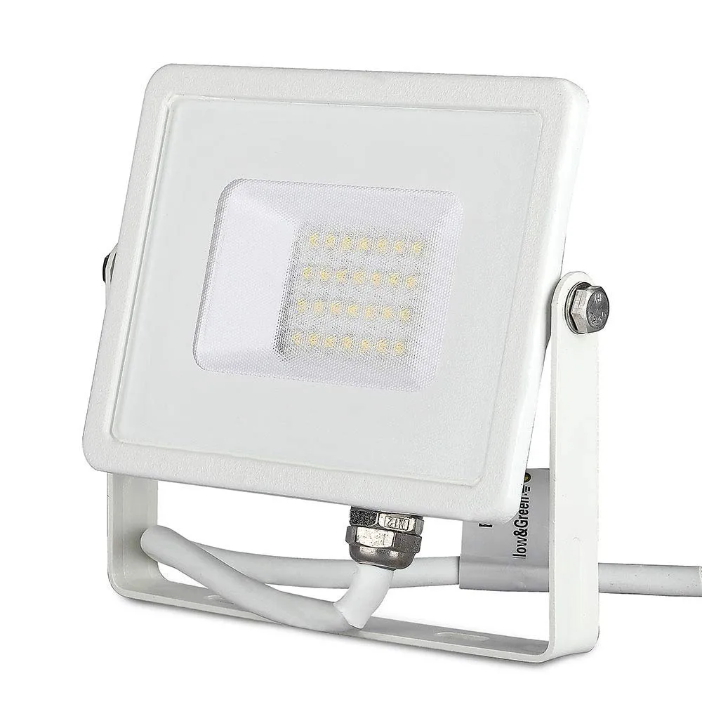 V-TAC 20W Waterproof Outdoor Security Floodlight with Samsung LED Body Glass IP65 6400K White 1600 lumens [Energy Class A ], Die Cast Aluminium