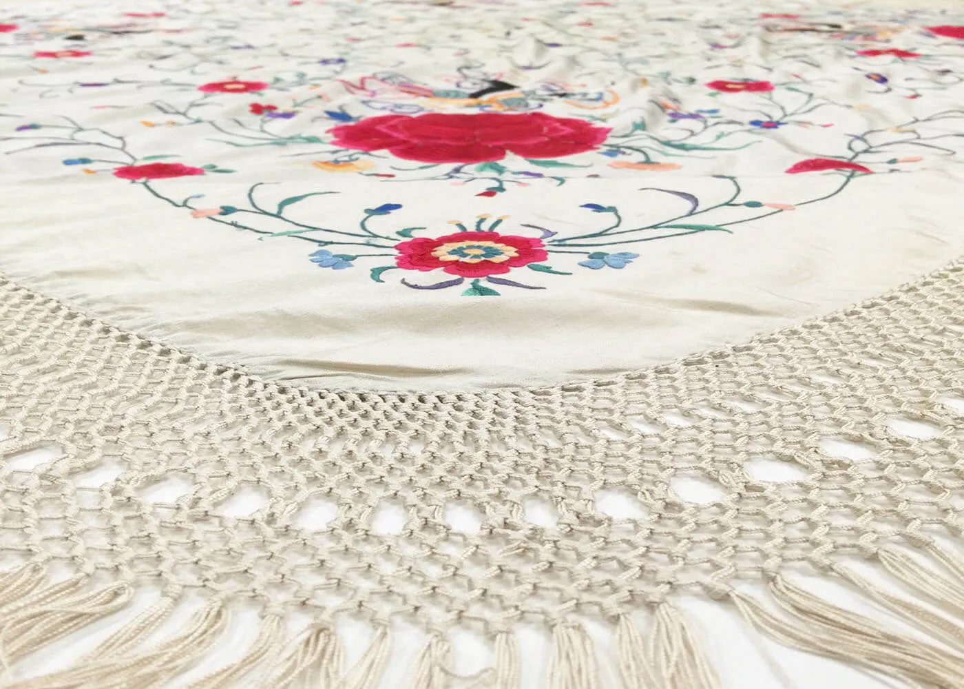 Vintage Cantonese Silk Embrodery - 4'3" x 4'3"