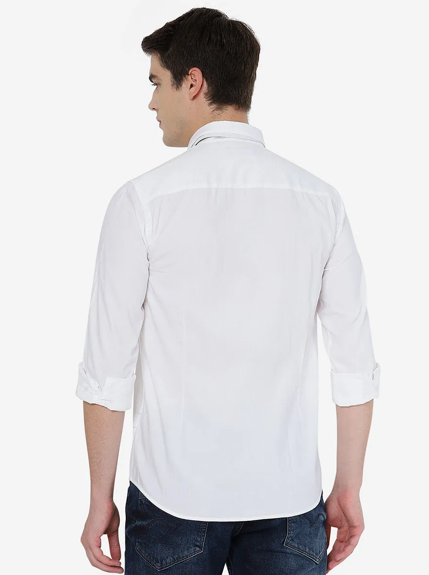 White Solid Slim Fit Casual Shirt | JadeBlue
