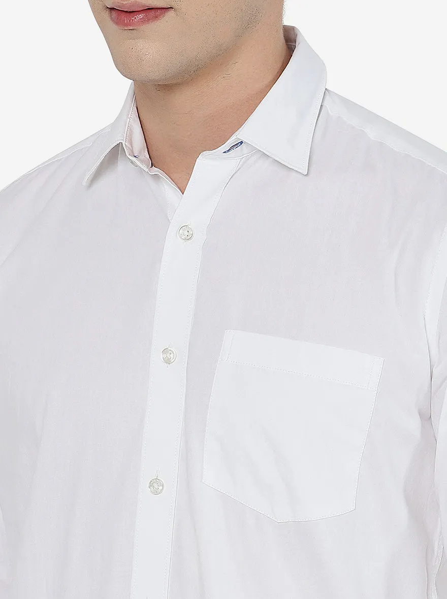 White Solid Slim Fit Casual Shirt | JadeBlue