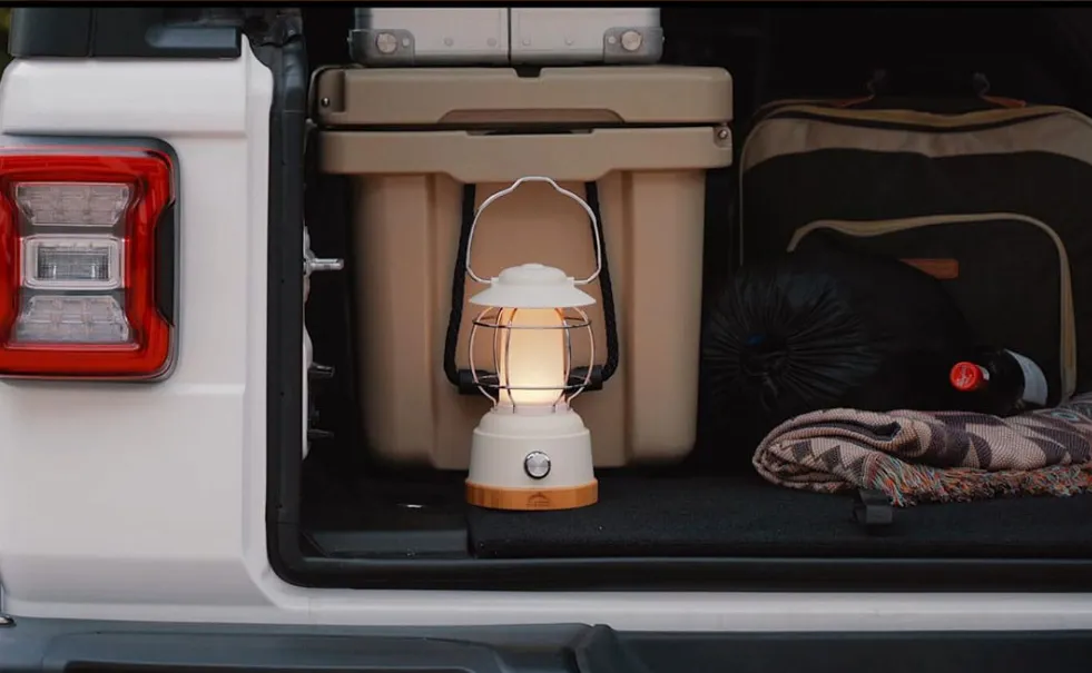 Wild Land Knight SE Camping Light & Power Bank White