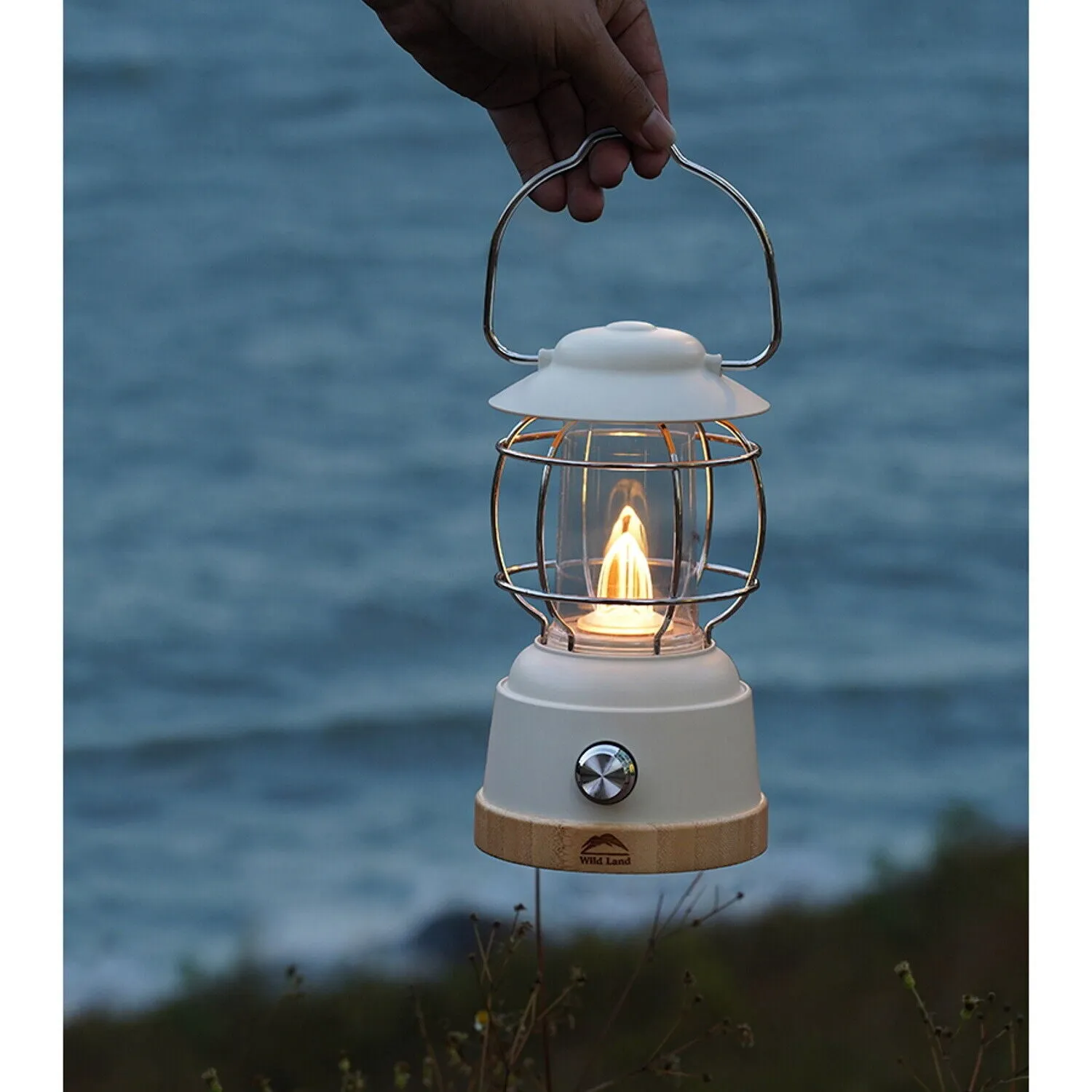 Wild Land Knight SE Camping Light & Power Bank White