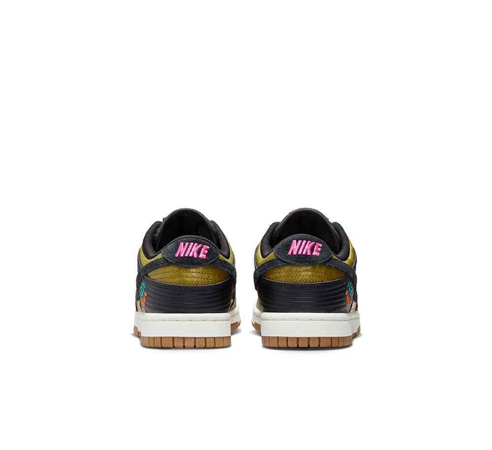 WOMEN'S NIKE DUNK LOW PRM