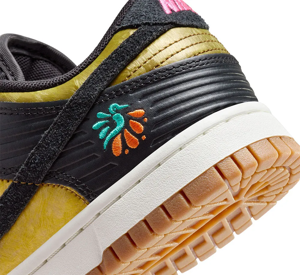 WOMEN'S NIKE DUNK LOW PRM